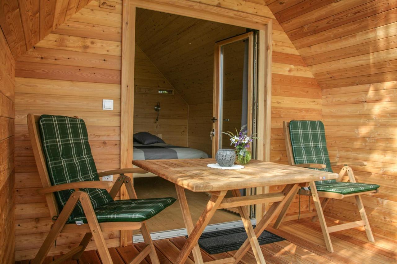 ホテル Glamping Kranjc コバリード エクステリア 写真