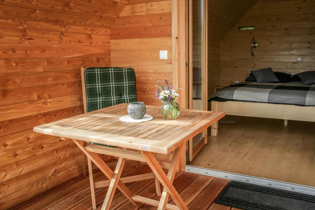 ホテル Glamping Kranjc コバリード エクステリア 写真